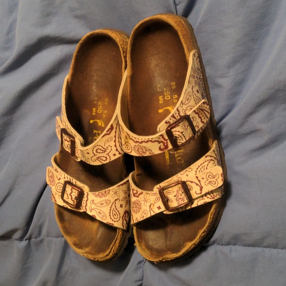 Patterned birkies - Picture 2 of 5